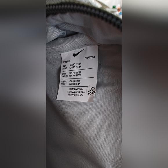 Nike utility speed hip pack/sling - Picture 3 of 4